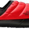 Hausschuhe The North Face Thermoball Traction Mule V Slipperstnf red/tnf black
